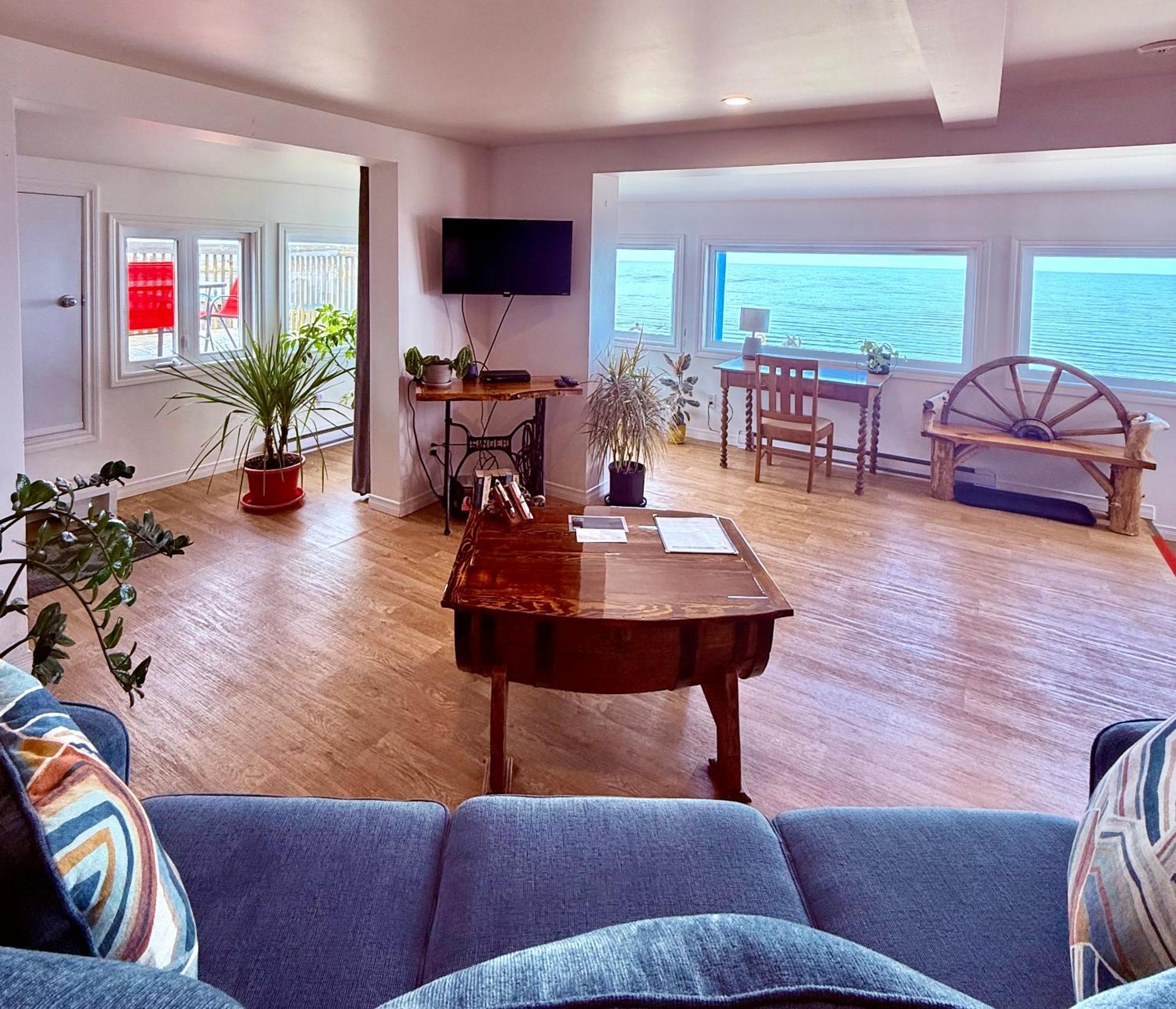 L'Appat Buvette Et Couchette De Sainte-Luce - Appartements De Vacances Modernes, Calmes Et Ressourcant Sur Le Fleuve Zewnętrze zdjęcie